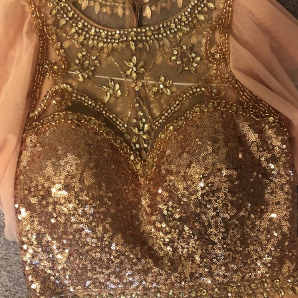 Prom dress never worn